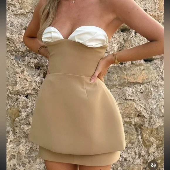 Odd Muse London Elegant Tan and White Strapless - Picture 3 of 11